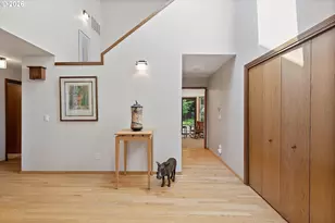 10052 SW Balmer Cir, Portland, OR 97219 - Photo 10