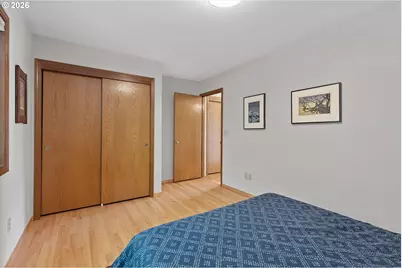 10052 SW Balmer Cir, Portland, OR 97219 - Photo 18