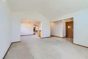 1552 NE 19th Loop, Canby, OR 97013 - Photo 6