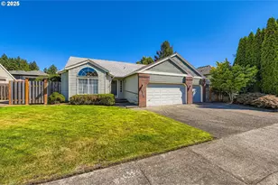 1552 NE 19th Loop, Canby, OR 97013 - Photo 2