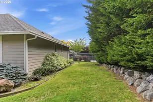 699 N Morrison St, Coos Bay, OR 97420 - Photo 42
