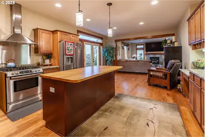 1110 Red Tail Loop, Hood River, OR 97031 - Photo 24