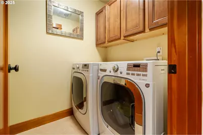 1110 Red Tail Loop, Hood River, OR 97031 - Photo 32