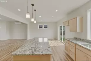 371 E 2nd Ave, Junction City, OR 97448 - Photo 10