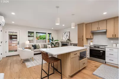 5601 SE Bybee Blvd #C, Portland, OR 97206 - Photo 6
