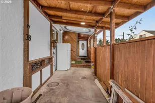 11803 SE Division St, Portland, OR 97266 - Photo 32