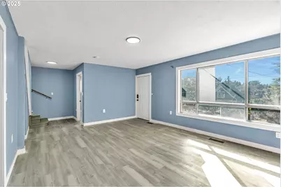 271 N 3rd St, Jefferson, OR 97352 - Photo 6