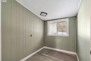 271 N 3rd St, Jefferson, OR 97352 - Photo 14