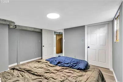 271 N 3rd St, Jefferson, OR 97352 - Photo 32