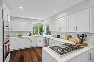 17985 St Clair Dr, Lake Oswego, OR 97034 - Photo 14