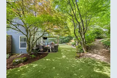 17985 Saint Clair Dr, Lake Oswego, OR 97034 - Photo 26
