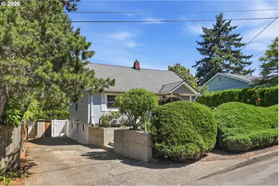 3115 SW Illinois St, Portland, OR 97239 - Photo 30