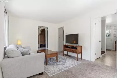 3115 SW Illinois St, Portland, OR 97239 - Photo 6