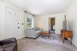 3115 SW Illinois St, Portland, OR 97239 - Photo 4