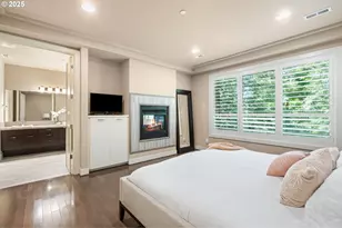 3425 SW 57th Ave, Portland, OR 97221 - Photo 8