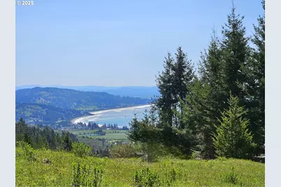 Harbor Hills Hts #308, Brookings, OR 97415 - Photo 2