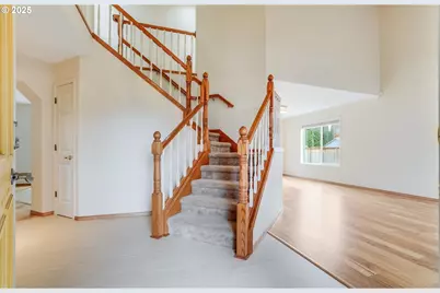 12064 SE Grand Vista Dr, Clackamas, OR 97015 - Photo 4