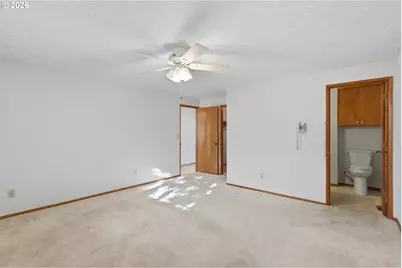 1350 Dogwood Dr, Woodburn, OR 97071 - Photo 14