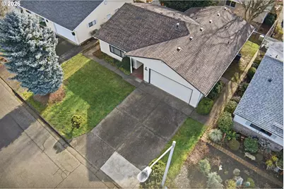 1350 Dogwood Dr, Woodburn, OR 97071 - Photo 32