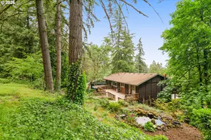 19780 White Cloud Cir, West Linn, OR 97068 - Photo 2
