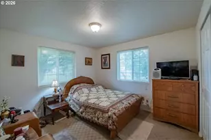 1396 Cascade Dr, Lebanon, OR 97355 - Photo 22