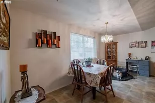 1396 Cascade Dr, Lebanon, OR 97355 - Photo 14