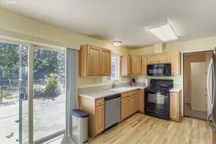 1700 SE 4th St, Gresham, OR 97080 - Photo 8