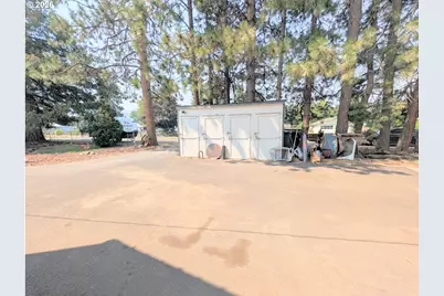 3201 N 4th St, La Grande, OR 97850 - Photo 44