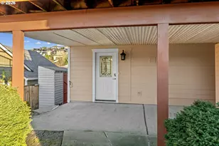 1727 NW Ogden St, Camas, WA 98607 - Photo 32