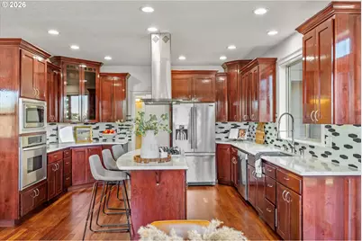 1727 NW Ogden St, Camas, WA 98607 - Photo 10