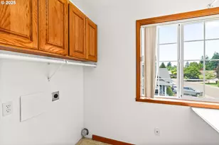 4060 Hampshire Ln, Eugene, OR 97404 - Photo 22