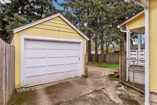 1820 SE 6th Ave, Camas, WA 98607 - Photo 32