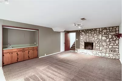 13614 SE Harrison Ct, Portland, OR 97233 - Photo 30