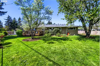 13614 SE Harrison Ct, Portland, OR 97233 - Photo 44