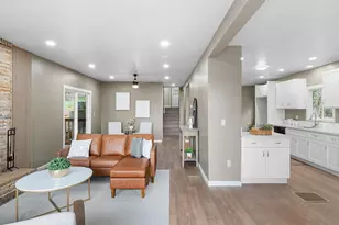 10503 NW 3rd St, Portland, OR 97231 - Photo 4