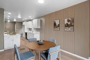 10503 NW 3rd St, Portland, OR 97231 - Photo 10