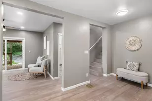 10503 NW 3rd St, Portland, OR 97231 - Photo 16