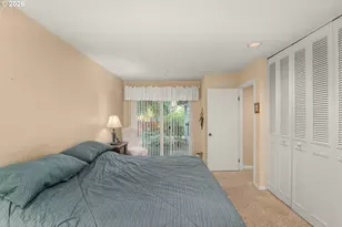 10590 SW Century Oak Dr, Portland, OR 97224 - Photo 18
