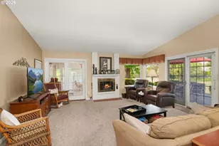 10590 SW Century Oak Dr, Portland, OR 97224 - Photo 8