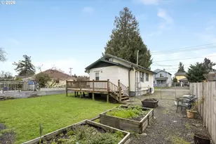 8015 SE Bush St, Portland, OR 97206 - Photo 38