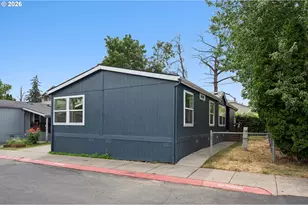 12420 SE Bush St, Portland, OR 97236 - Photo 2
