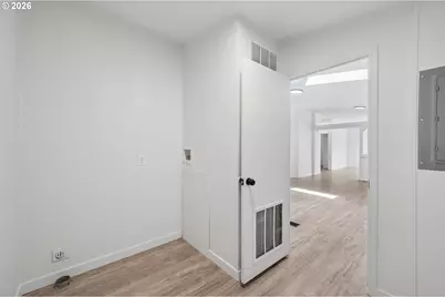 12420 SE Bush St #1, Portland, OR 97236 - Photo 32
