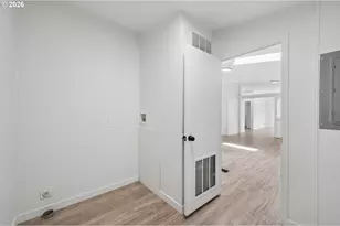 12420 SE Bush St, Portland, OR 97236 - Photo 32