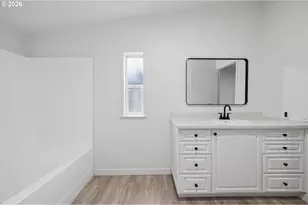 12420 SE Bush St, Portland, OR 97236 - Photo 30