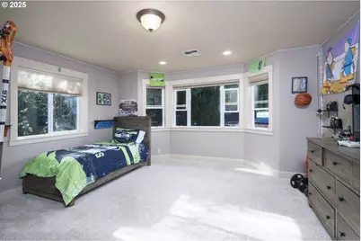 418 Rivershore Dr, Roseburg, OR 97470 - Photo 18