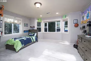 418 Rivershore Dr, Roseburg, OR 97470 - Photo 18