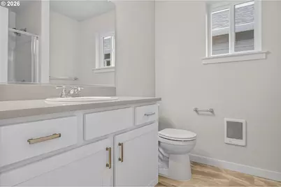 9253 E Burnside St, Portland, OR 97216 - Photo 8