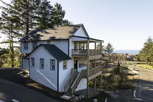 640 Lillian Ln, Depoe Bay, OR 97341 - Photo 24