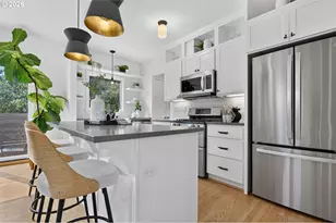 603 SE 48th Av, Portland, OR 97215 - Photo 2