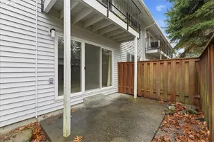 6835 SW Capitol Hill Rd, Portland, OR 97219 - Photo 4